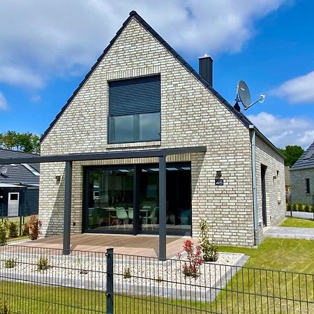 Ferienhaus Seestern Am Harkebruegger See Mit Sauna Und Kamin Barssel  Bagian luar foto