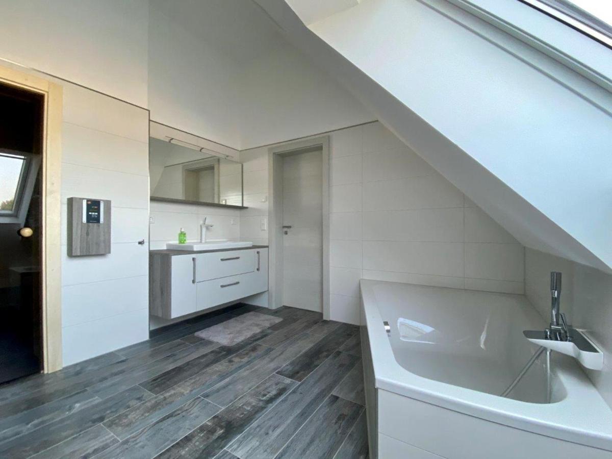 Ferienhaus Seestern Am Harkebruegger See Mit Sauna Und Kamin Barssel  Bagian luar foto